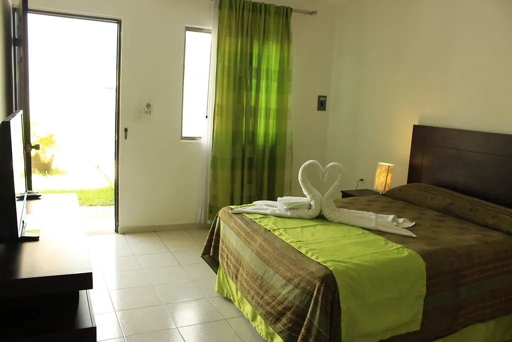 Maya Vacanze Calle 4 Akumal