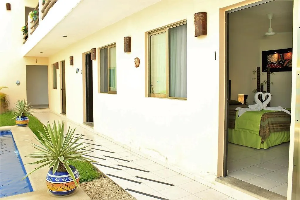 Maya Vacanze Calle 4 Hotel