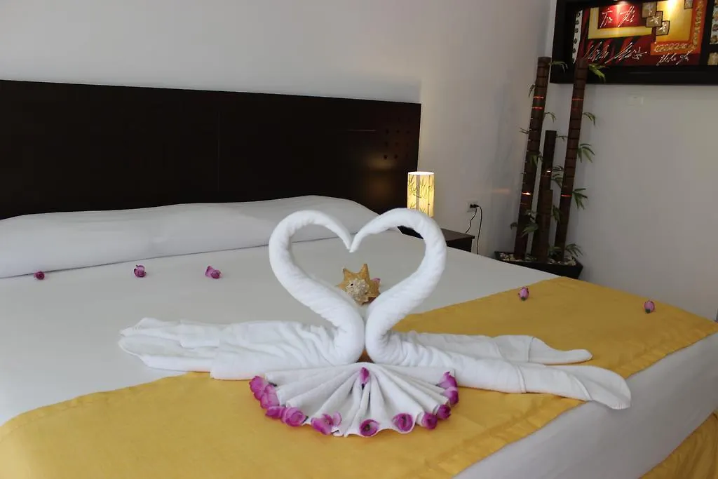 Maya Vacanze Calle 4 Hotel Akumal